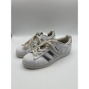 Adidas Superstar Women’s 8.5 White Silver 3-Stripes Shell Toe Sneakers AQ3091